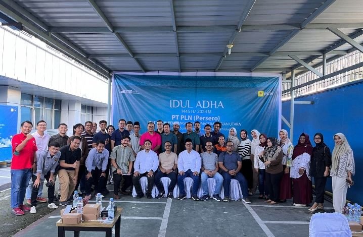 Berbagi di Idul Adha 1445 H, PLN UIP Sumbagut Sembelih 10 Ekor Hewan Kurban