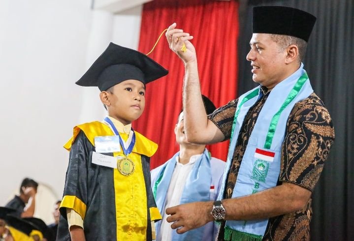 Hadiri Wisuda Santri LPPTKA BKPMRI Sumut, Ijeck: Generasi Qurani jadi Solusi