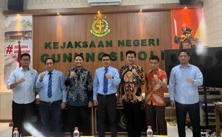 PLN dan Kejari Gunung Sitoli Fokus Tuntas Pembangunan SUTT 70 kV Gunung Sitoli-Teluk Dalam