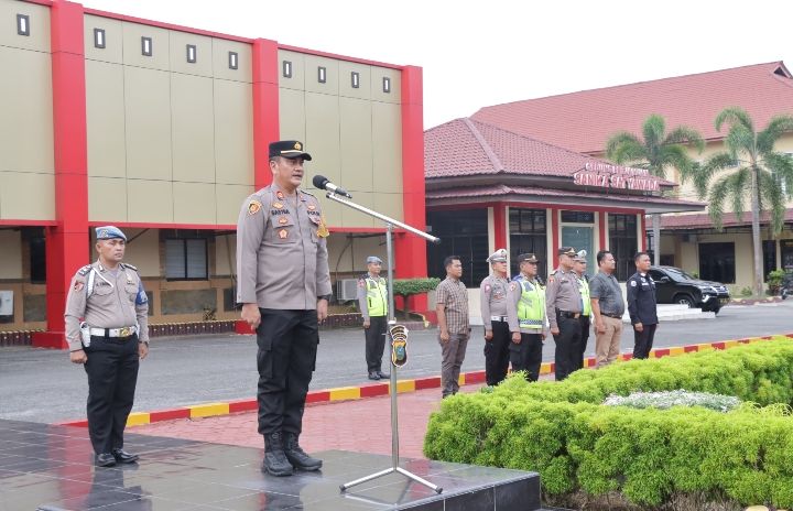 Polres Asahan Laksanakan Pengamanan Pawai Dana Atur Lalu Lintas Malam Takbiran Idul Adha 1445 H / 2024 M