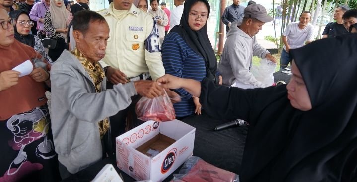 Idul Adha 1445 Hijriah, Pertamina Patra Niaga Regional Sumbagut Salurkan 127 Hewan Kurban