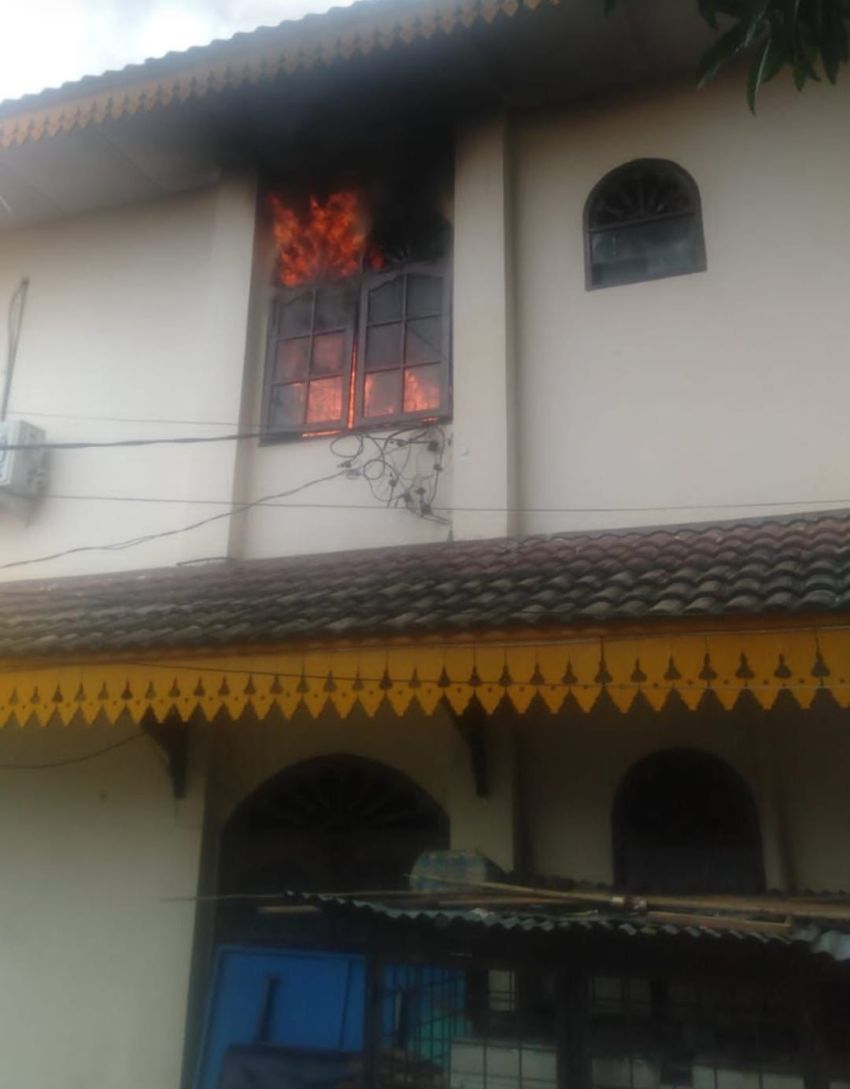 Kebakaran di Kantor Camat Medan Area,, Lt 2 Ludes Dilalap Api.