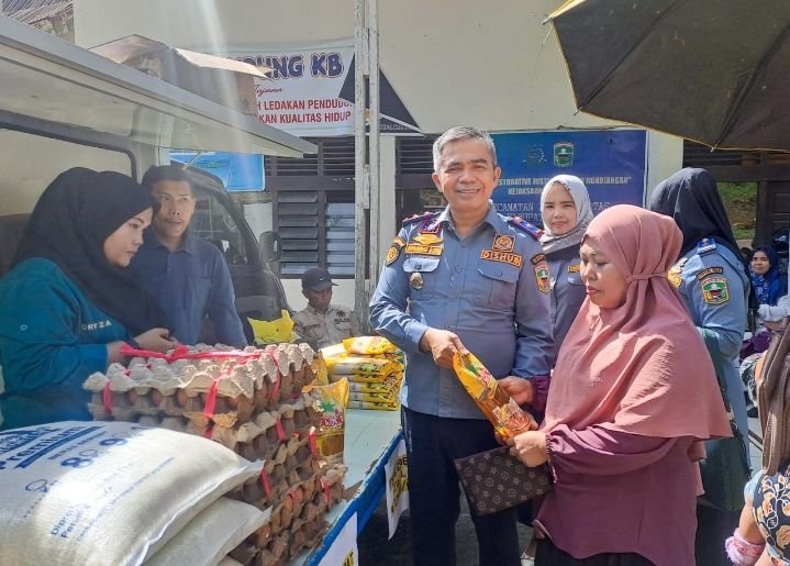 Pemkab Solok Laksanakan Pasar Murah