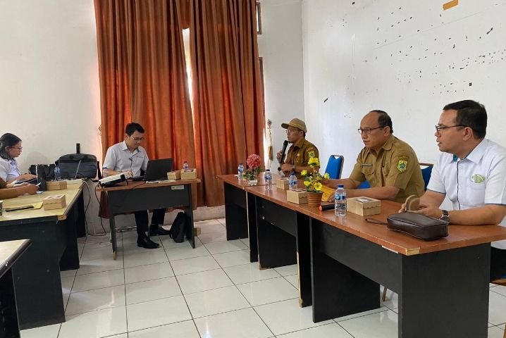 Dinas Sosial Kab.Pakpak Bharat Melaksanakan Rapat Koordinasi Tentang BPJS Perangkat Desa