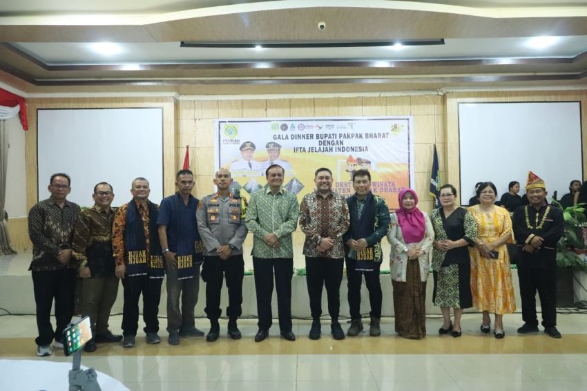 Bupati Pakpak Bharat Laksanakan Gala Dinner Bersama IFTA Di Aula Bale Sada Arih