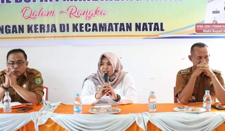Wabup Atika Nasution Minta Kades Aktif Melihat Kondisi Masyarakat