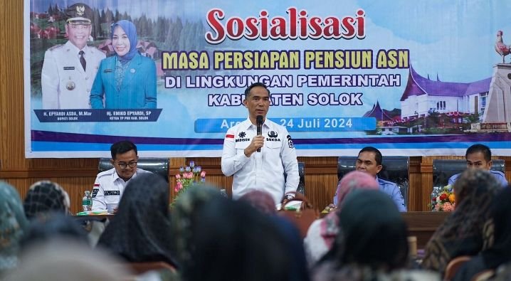 Bupati Solok Buka Sosialisasi Masa Persiapan Pensiun ASN di Lingkungan Pemerintah Kabupaten Solok.