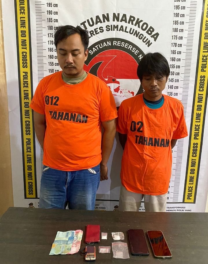 Polres Simalungun Tangkap Dua Pengedar Narkoba dalam Penggerebekan di Kecamatan Bandar