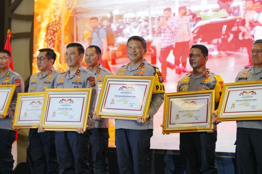 PWI Sumut Apresiasai Poldasu Raih Penghargaan Terbaik Indonesia, Ucapakan Selamat  dan Teruslah Menjadi Yang Terbaik