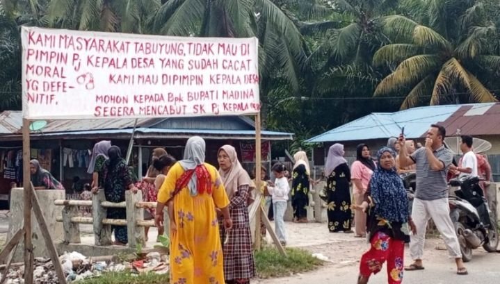 Pj Kades Tabuyung "Kangkangi" Surat Edaran Bupati Madina