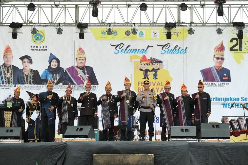 Pesta Budaya Oang-Oang Tahun 2024 Resmi Dibuka Wabup.Pakpak Bharat