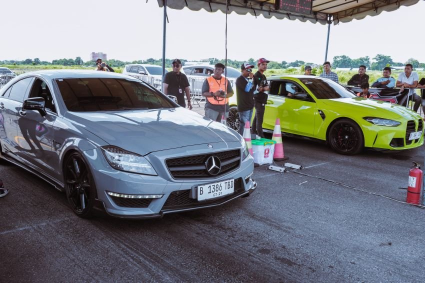 Ketika Wali Kota Medan Jajal Drag Race Menggunakan Mobil Mercedes-Benz