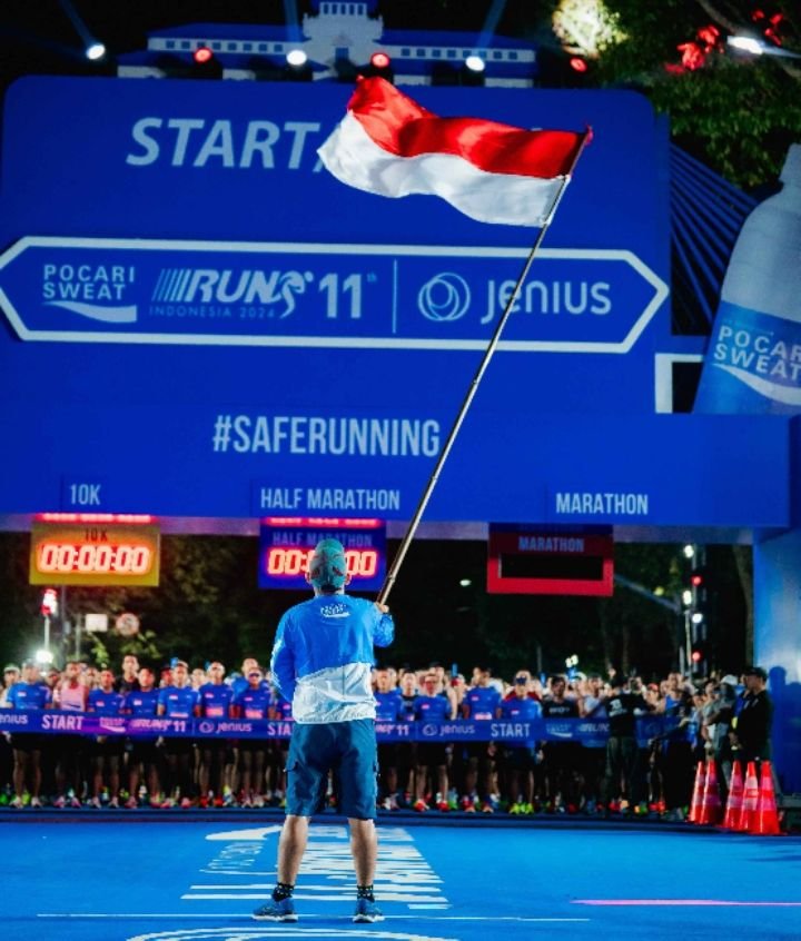 42.000 Pelari Biru Berkeringat Lewat Pocari Sweat Run Indonesia 2024