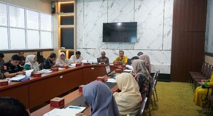 Rapat Pembahasan Perjanjian Kerja Sama (PKS) antar Pemerintah Kabupaten Solok dengan Pemerintah Kabupaten Sijunjung