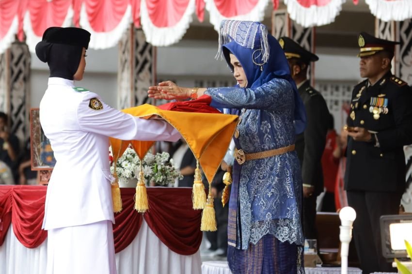 Wali Kota Irup Peringatan Detik-detik Proklamasi Kemerdekaan RI ke-79. Upacara berlangsung di Lapangan Adam Malik P Siantar