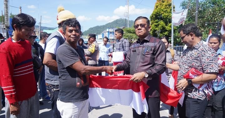 Gerakan 10 Juta Bendera Bangkitkan Jiwa Nasionalisme