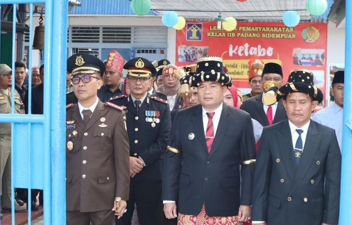 557 WBP Lapas Kelas IIB Padangsidimpuan Terima Remisi HUT RI ke-79