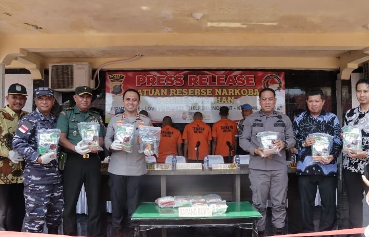 Polres Asahan Gelar Tindak Pidana Narkotika Sabu 13 Kg dan Ganja 130 Kg