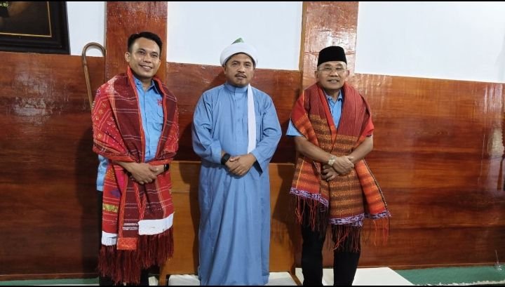 Tuang Guru Batak Sabban Rajagukguk Doakan Anton - Benny Menang Pemilukada 2024