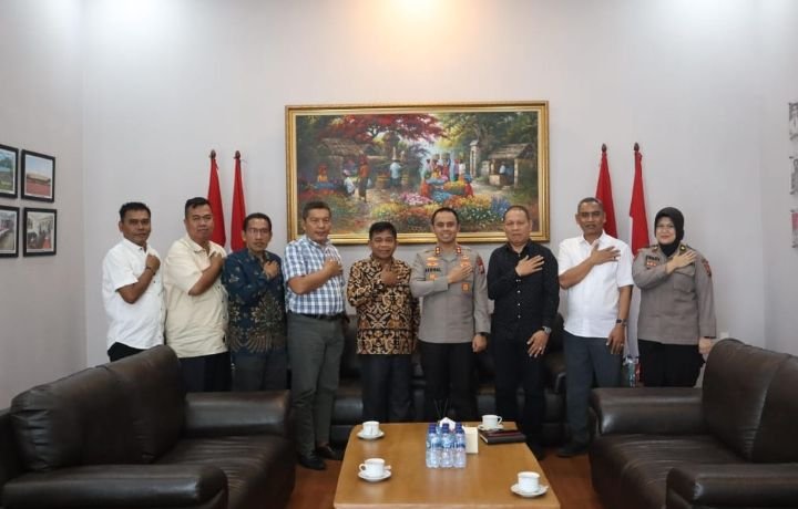 Kapolres Asahan Terima Silaturahmi Pengurus Yayasan UNA