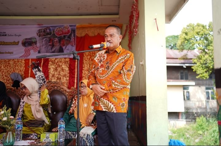 Paduan Suara dan Mamalai tingkat Nagari Saniang Baka Kec X Koto Singkarak