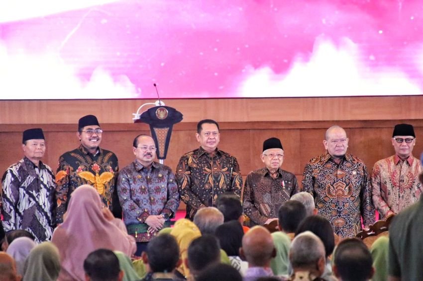 Peringati Hari Konstitusi dan HUT ke-79 MPR RI, Ketua MPR RI Bamsoet Ingatkan Konstitusi Jangan Lagi Ditafsirkan Menurut Selera