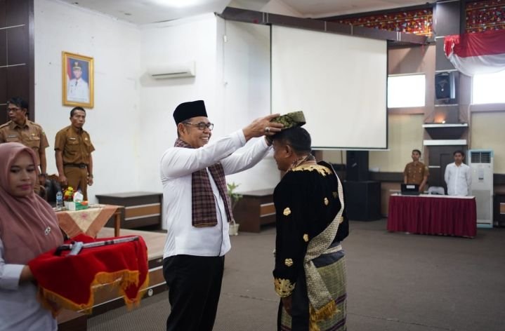 Warga Desa Karang Rejo Simalungun Resah Akibat Limbah Pabrik Kerupuk CV Sedap Jaya dibuang ke parit