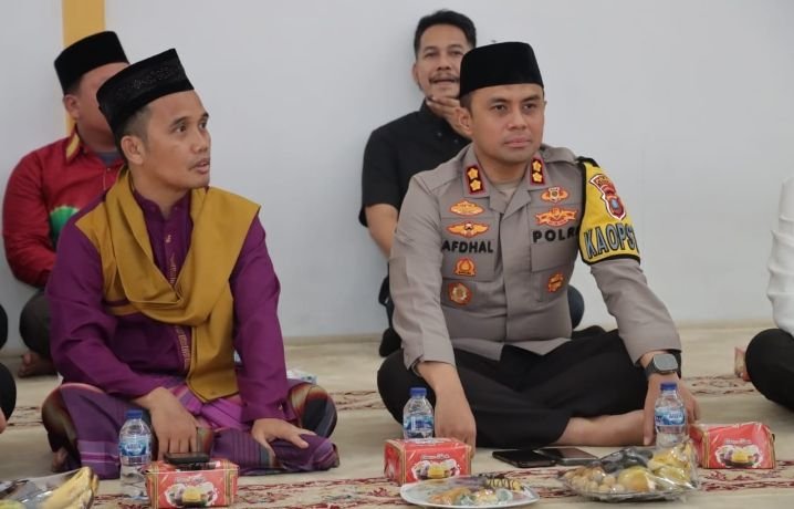 Polres Asahan Gelar Tabligh Akbar Cooling System Pilkada Damai 2024, Undang Al Ustadz M.Nur Maulana
