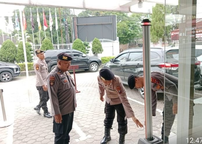 Polda Sumut Berikan Pengamanan di KPU dan Bawaslu untuk Mencegah Potensi Gangguan