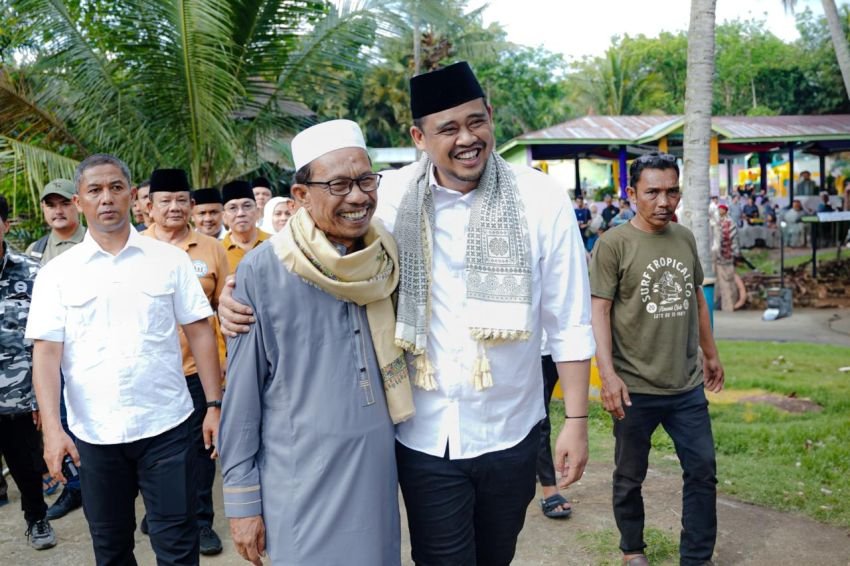 Di Paluta, Bobby Nasution Soan ke Pimpinan Pondok Pesantren se-Tabagsel dan Ziarah Makam Tuan Guru Nabundong