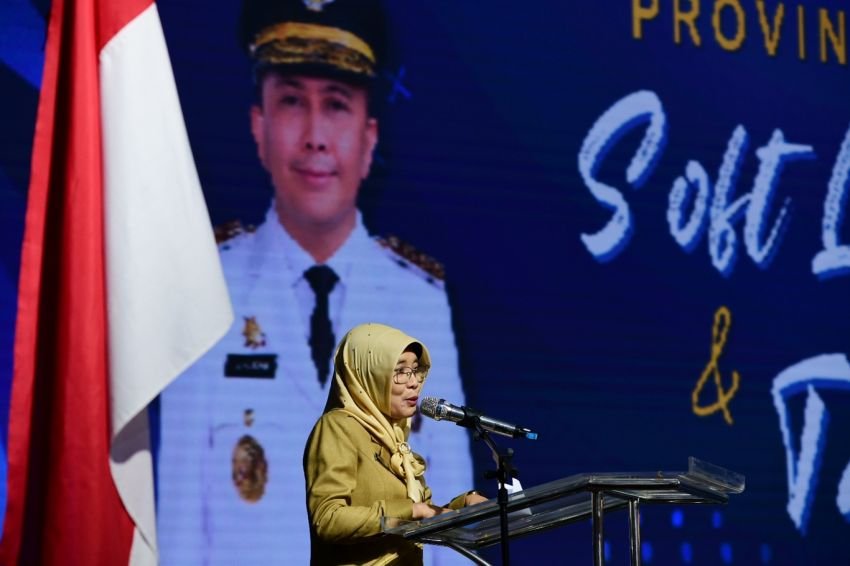 Pj Gubernur Sumut Agus Fatoni Luncurkan Aplikasi ‘Literasi Permata’ Guna Permudah Masyarakat Pinjam Buku dari Perpustakaan