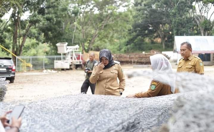 Pemkab Madina Dapat Hibah 530 Meter Kubik Beronjong,