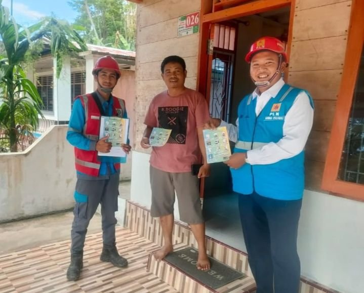 PLN UP3 Nias Sosialisasi Door to Door untuk Tingkatkan Pemahaman Bahaya Listrik
