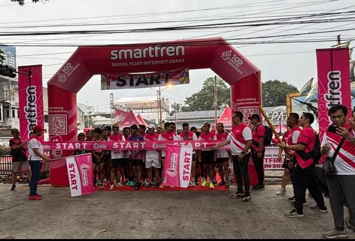 Ratusan Warga Medan Ramaikan Smartfren Fun Run 2024