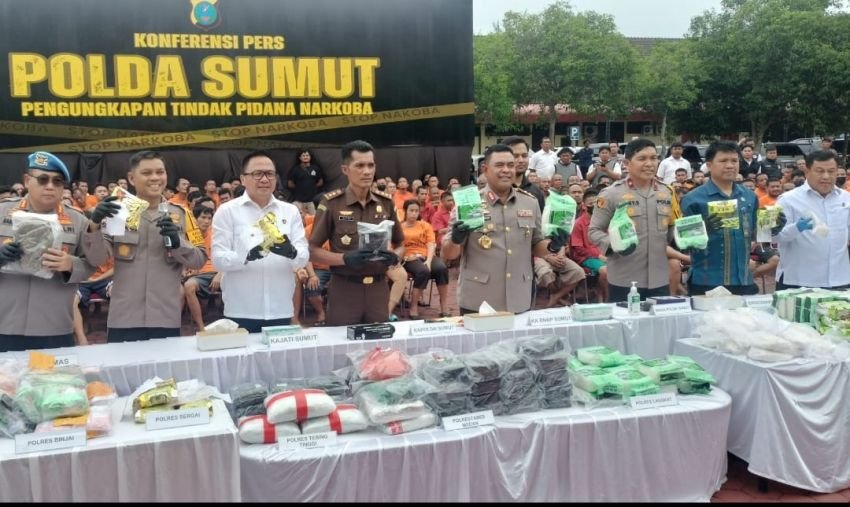 47 Hari Kepemimpinan Kapolda Sumut Ungkap 578 Kasus dan 713 Tersangka, 175,53 Kg Sabu, 218,39 Kg Ganja dan 33.008 Butir Pil Ekstasi Disita.