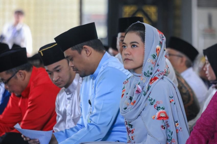 Drumband Islami dan Parade Bunga Bale Meriahkan Peringatan Maulid Nabi Muhammad SAW yang Digelar Pemko Medan