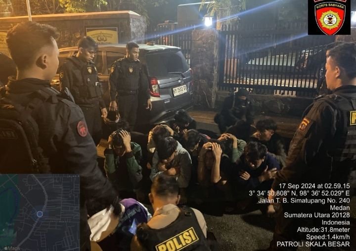 Tim Patroli Presisi Polda Sumut Amankan 12 Anggota Geng Motor Bersajam