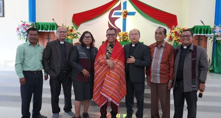 Dihadapan Jemaat GMI, Bupati Toba : Penting Hikmat dan Kebijaksanaan bagi Pemimpin