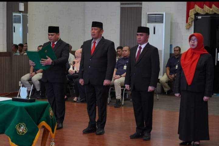 Walikota Medan Lantik Empat Pejabat Eselon 2 untuk Perkuat Kepemimpinan, Ini Daftarnya
