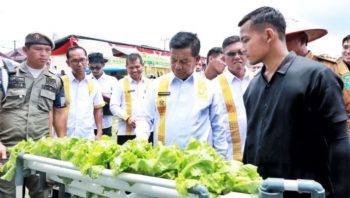 Bupati Simalungun Buka Secara Resmi Pasar Tani dan Bazar Panen Panen Petani Tahun 2024