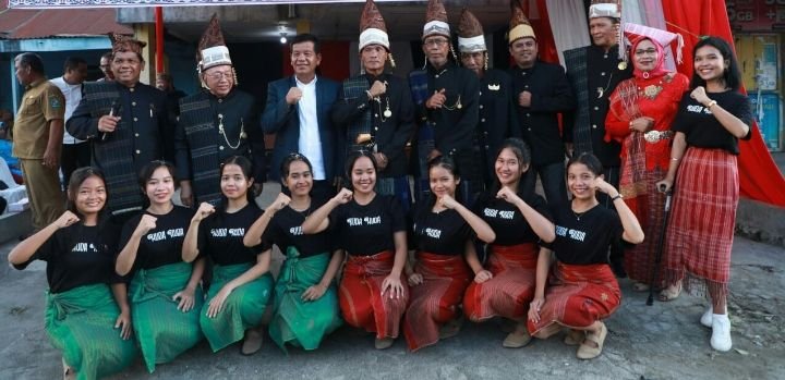 Bupati Simalungun Berangkatkan Hasusuran Harajaon Simalungun dan Sanggar Seni Sihoda