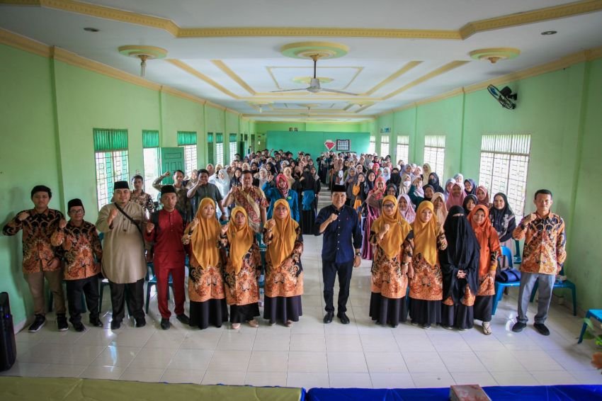 Di Staira, Hasan Basri Sagala Dicecar Soal Gaji Guru Honor Hingga Jalan Rusak, Begini Jawabannya