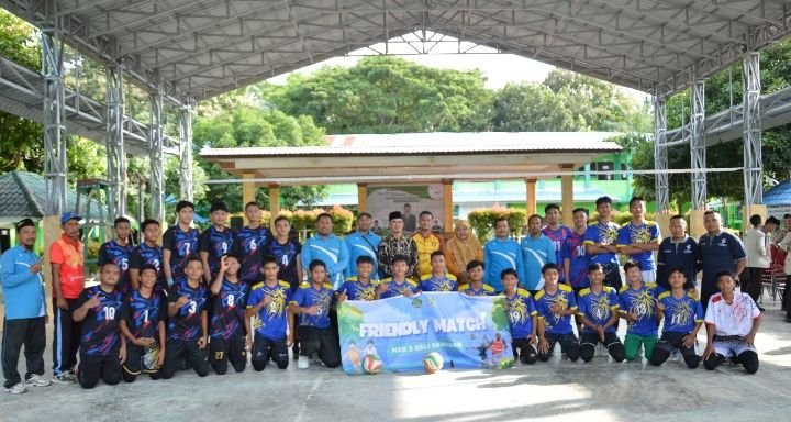 Friendly Match" Tim Voly MAN 2 Deli Serdang VS MA Nurul Hikmah