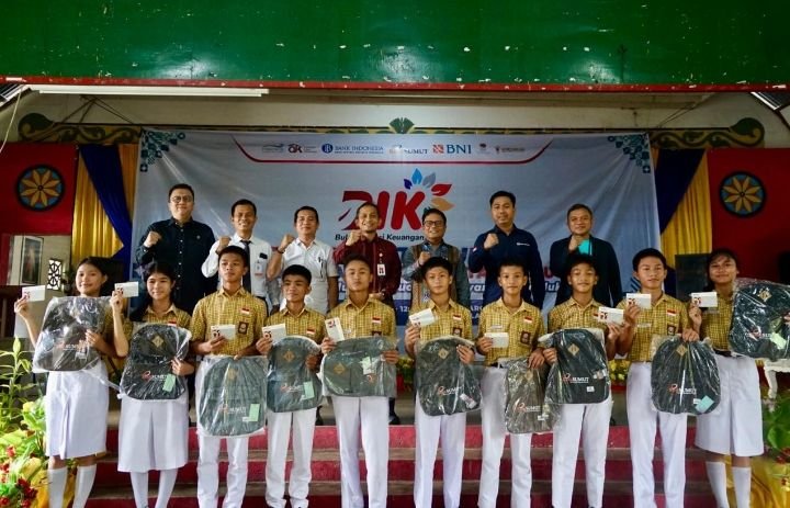 Bank Sumut Edukasi 200 Siswa SMA di Acara Forkom IJK Goes to SMA Swasta Bintang Laut: