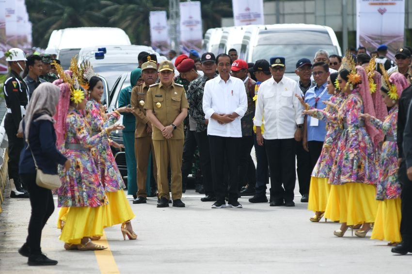 Jokowi Resmikan Tol Indrapura-Kisaran Seksi 2