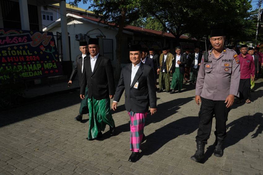 Rengkuh Masa Depan, Kuasai Ilmu Pengetahuan dan Teknologi