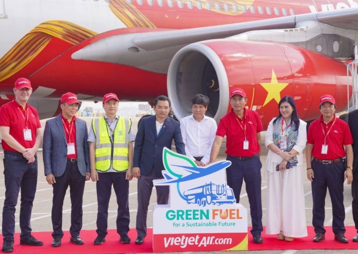 Vietjet operasikan penerbangan perdana denganbahan bakar berkelanjutan dari Vietnam