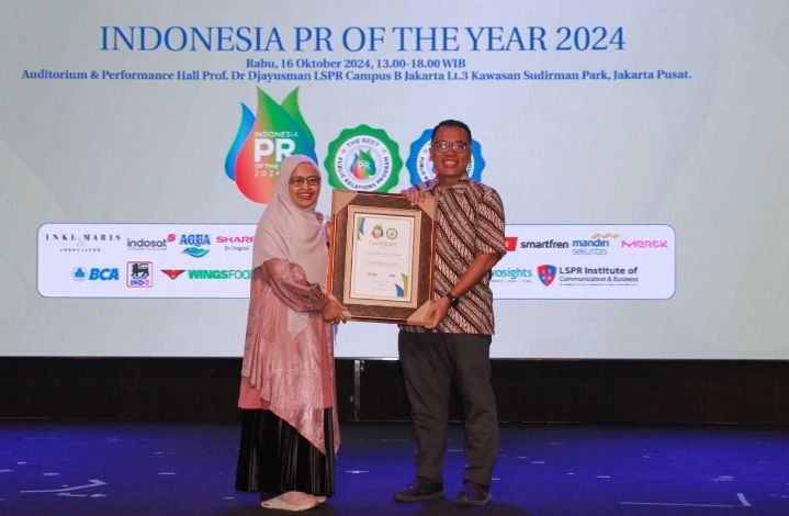 Program Teman UMKM Smartfren Raih Penghargaan PR of the Year 2024