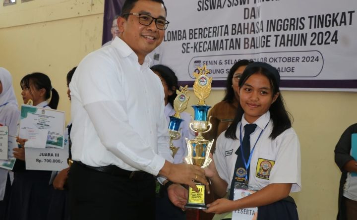 38 Pelajar SD dan SMP se-Kecamatan Balige Ikuti Lomba Pidato Berbahasa Inggris