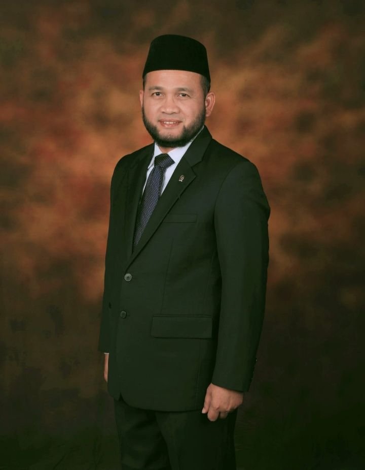 Dilantik Jadi Anggota DPD RI. Abdul Rani Ucapkan Selamat Kepada Dedi Iskandar Batubara